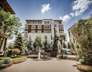 Others 4, Prestige Hotel Tirana, Tiranës