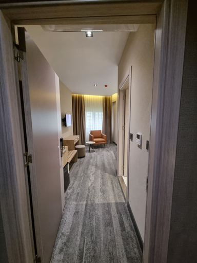 Others 4, Hotel Kalfa, Merkez
