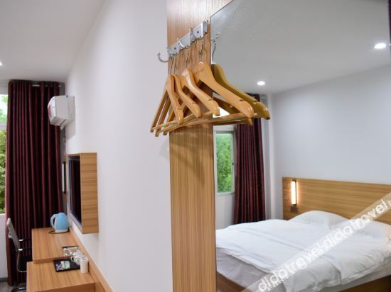 Others 3, HY art hotel, Nanchang