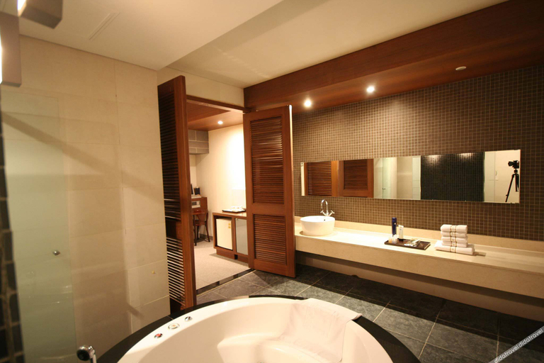 Bathroom 3, Sangbong May, Jungnang