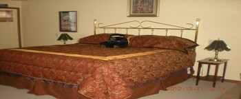 Others 2, Stephan's R&R Resort, Alcona