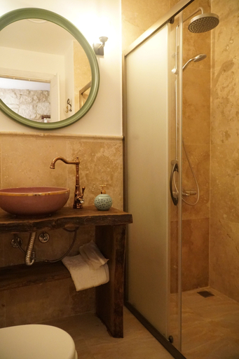 Bathroom 3, Perla Rossa Alacati, Çeşme