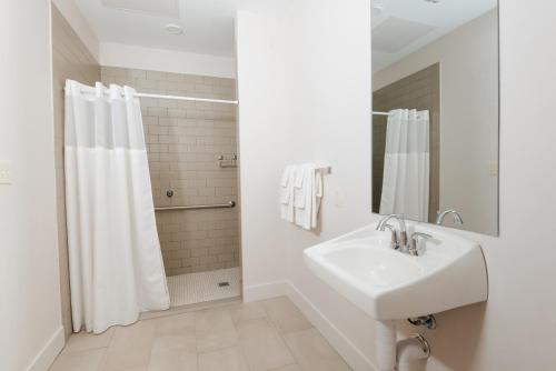 Others 2, Sonder by Marriott Bonvoy the Gallier Apartments CBD, Orleans