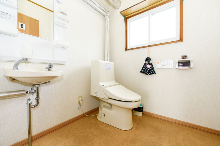 Bathroom 3, Sapporo-ENJU Hiragishi House, Sapporo