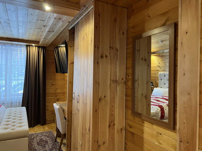 Others 2, Chalet Kolasin Montenegro