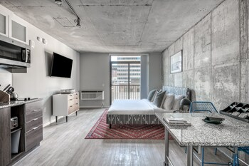Others 2, Mint House Minneapolis - Downtown West, Hennepin
