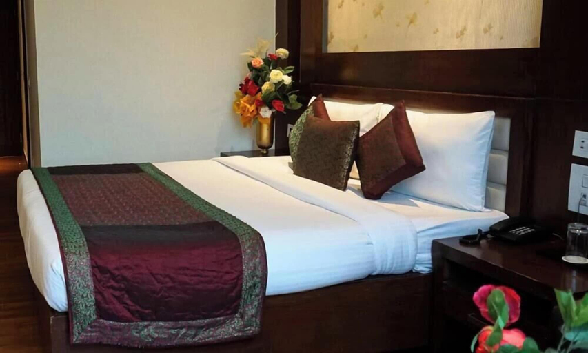 Bedroom 4, Tivoli Royal Palace, Palwal