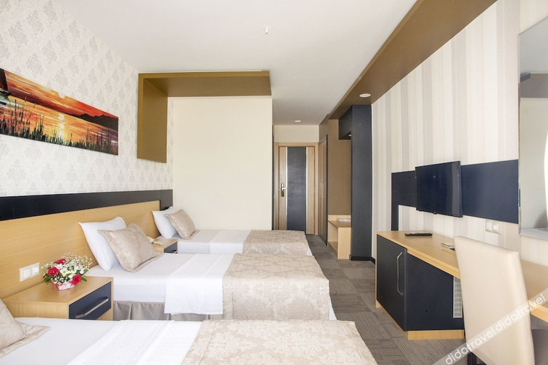 Bedroom 3, Berksoy Hotel, Bergama