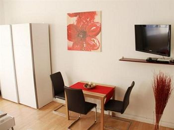 Others 5, Apartment Inzersdorferstrasse, Wien