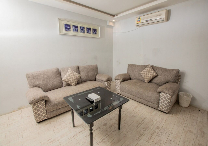Others 2, Mera Park Hotel, Jeddah