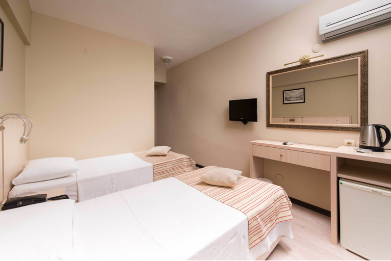 Bedroom 3, Ileri Hotel & Apartments, Çeşme