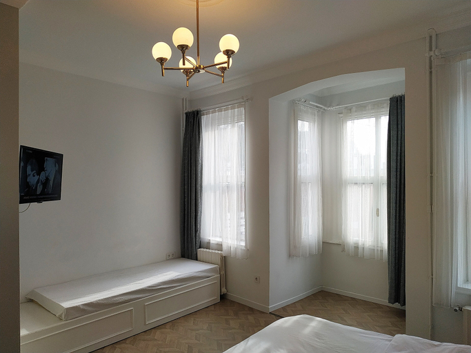 Bedroom 2, Verna Hotel, Beyoğlu
