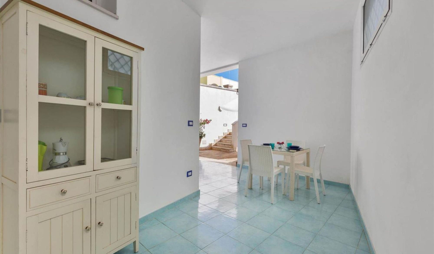 Room 5, 313 Appartamento Vicino Alle Spiagge di Pescoluse, Lecce