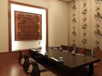 Others 5, Hotel Paragon, Sasang