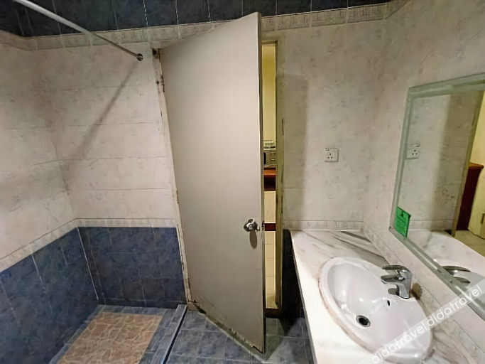 Bathroom 5, Wawa Golf View Inn, Hulu Perak