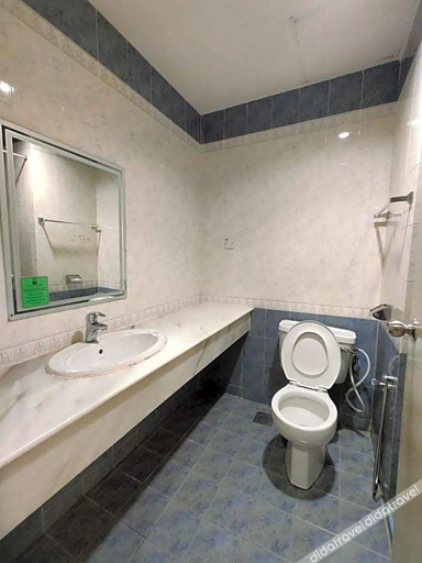 Bathroom 5, Wawa Golf View Inn, Hulu Perak