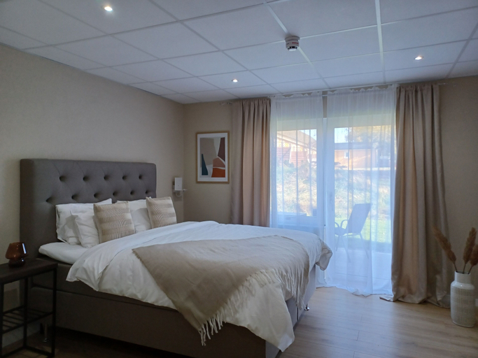 Others 5, Hotell Solstickan Mellbystrand, Laholm