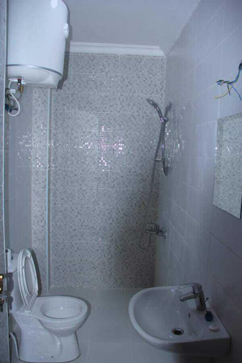 Bathroom 3, Weekend Hotel, Aqaba