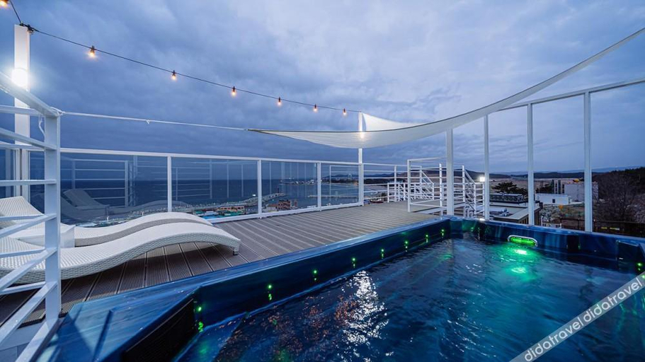 Others 5, Poolvilla 1Night 2Day, Pohang