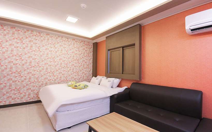 Bedroom 2, Gyeongju Aru Mini Hotel, Gyeongju