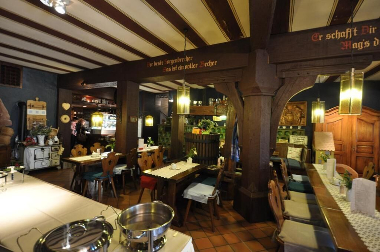 Others 4, ホテル シュマックカスチェン, Miltenberg