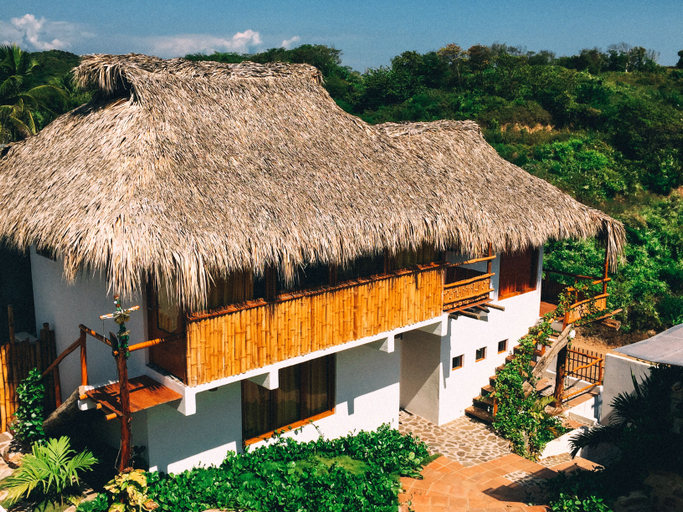 Others 4, Hotel el Risco, Dist. Pochutla