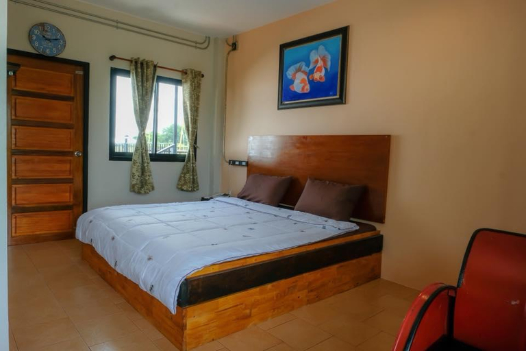 Bed 3, Riverhills Resort, Pluak Daeng