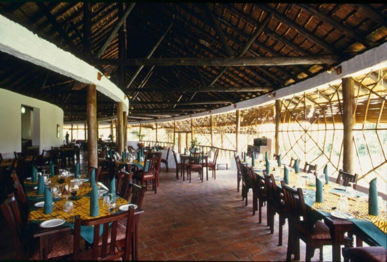 Food & Drinks 4, Sambiya River Lodge, Kibanda