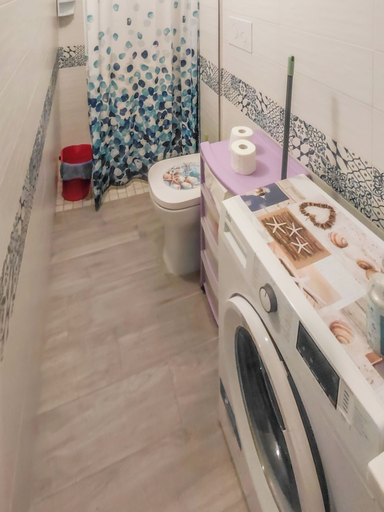 Bathroom 3, Appartamento vicino al Centro Storico e al Mare, Salerno