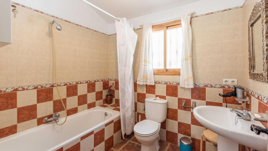 Bathroom, Casa Ameli Competa by Ruralidays, Málaga