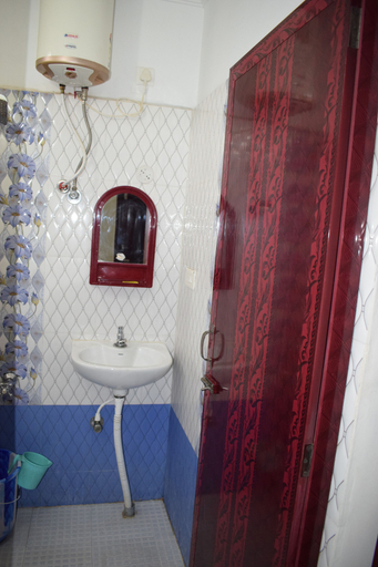 Bathroom 3, White Tulip Residency, Viluppuram