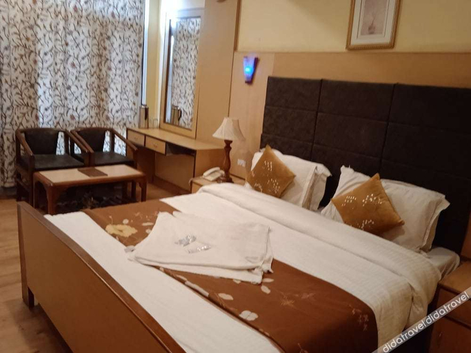 Others 2, Hotel New Mamta, Srinagar
