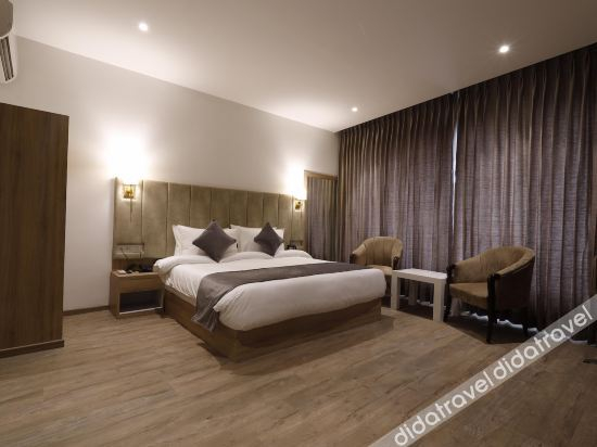 Others 5, Hotel the Prada, Rohtak