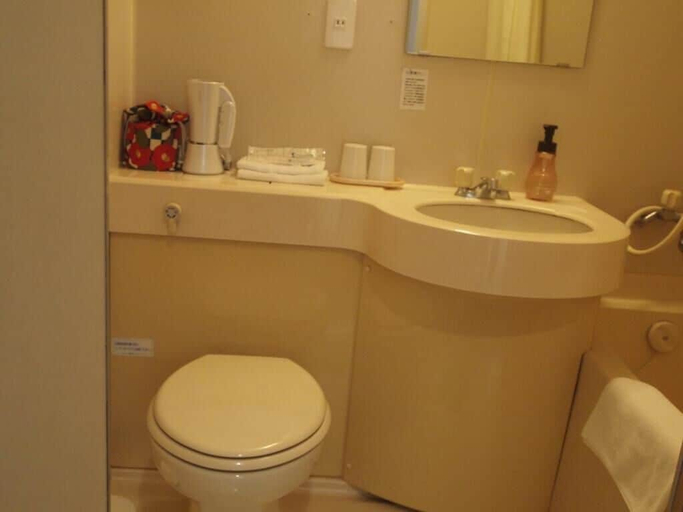 Bathroom 5, Senkei Plaza, Hakone