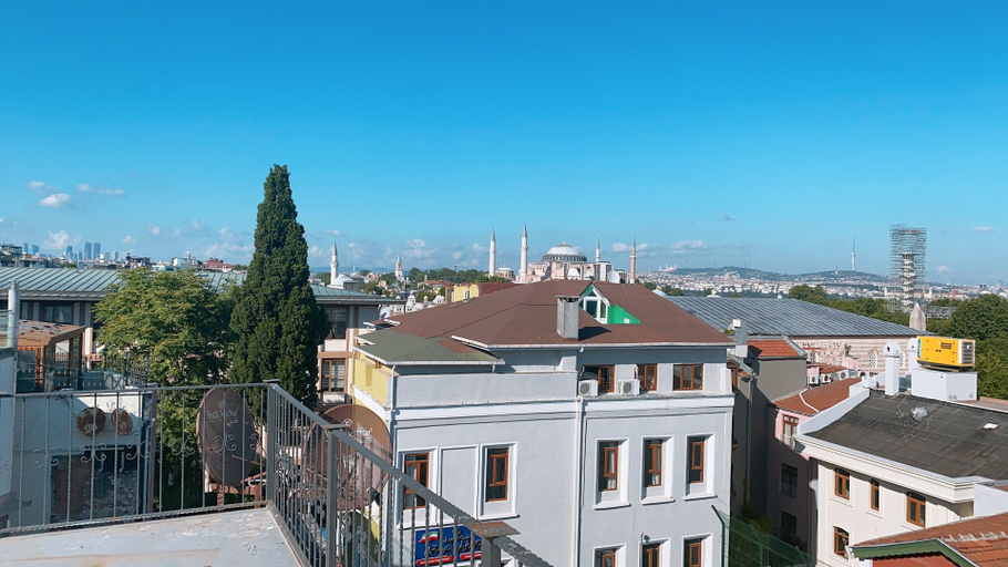 Others 2, Redamancy Hotel, Fatih