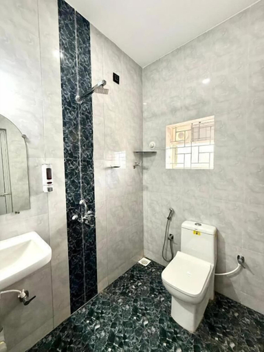 Bathroom 3, Salt & Coco, North Goa
