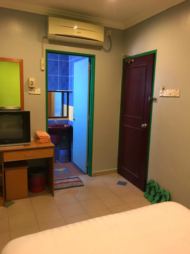 Bedroom 2, Kangsar Hotel, Kuala Kangsar