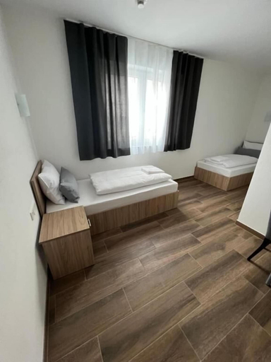 Bedroom 3, Bordinghaus MDS, München