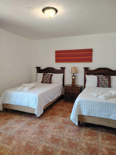 Room 4, Alcázar de San Bartolo, Antigua Guatemala