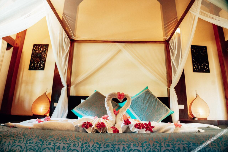 Bedroom 3, Royal Mayura Resort Hotel, Kaeb