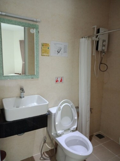 Bathroom 3, An Hotel Can Tho, Cái Răng