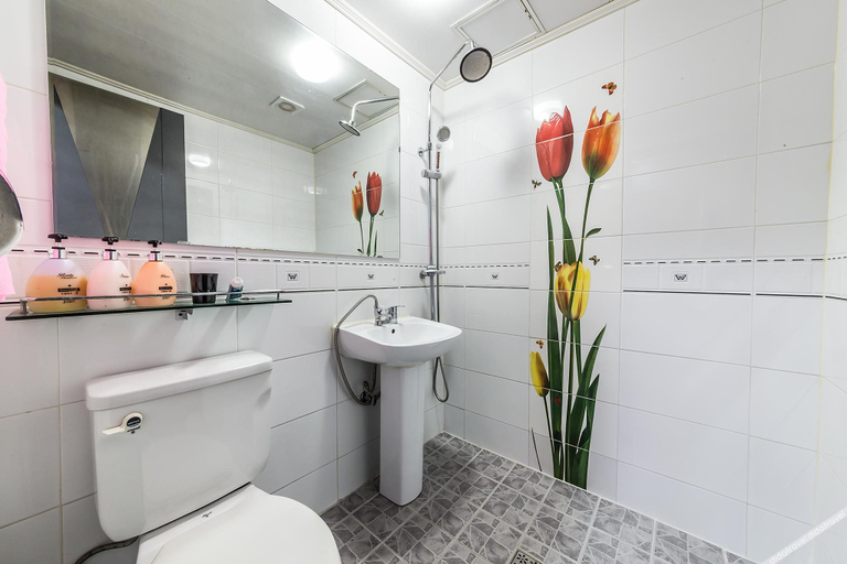 Bathroom 3, Wonju Dream Park Motel, Wonju