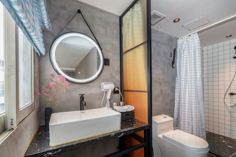 Bathroom 3, Nostalgic Art Hotel (Dongguan Nancheng Branch), Dongguan