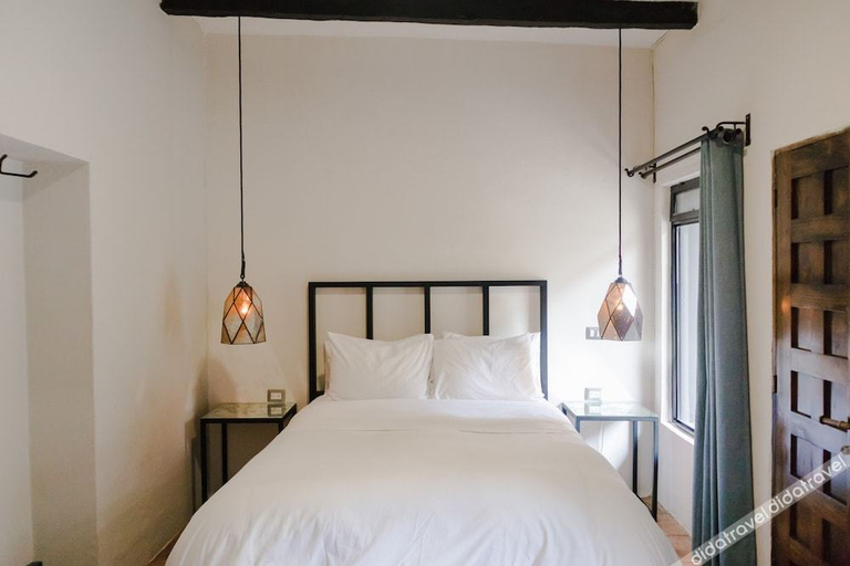 Others 3, Hotel Naramu, Allende