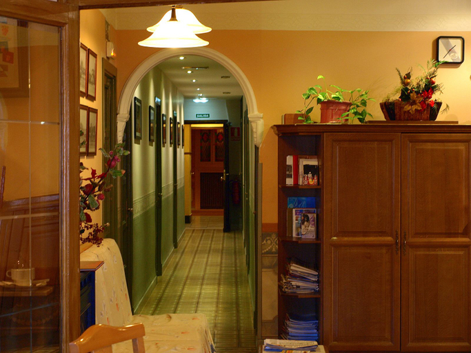 Public Area 2, Hostal Orejas, León