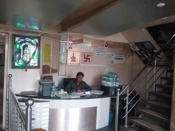 Others 4, Iroomz V.G.SComforts, Chitradurga