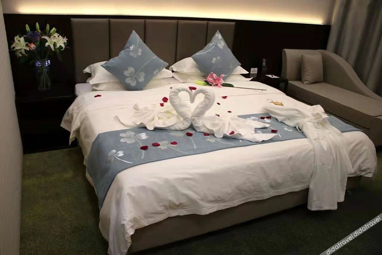 商务大���房, Shaya Hotel, Aksu