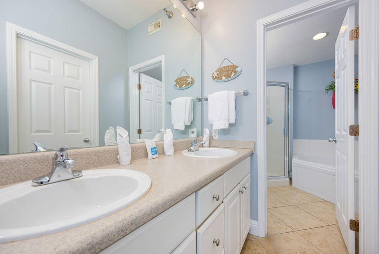 Bathroom 5, Lighthouse 403 1 Bedroom Condo, Baldwin