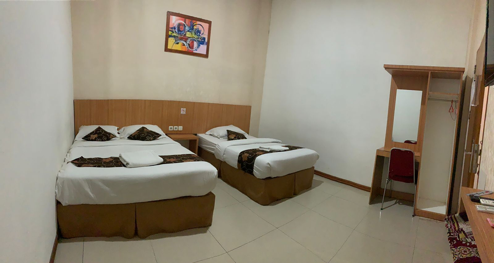 Bedroom 5, Aedo Hotel Syariah, Bukittinggi