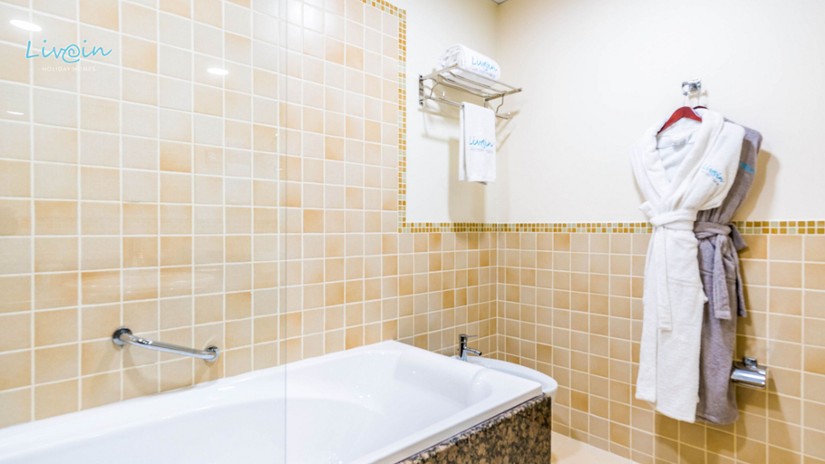 Bathroom 4, Shams 1, Dubai